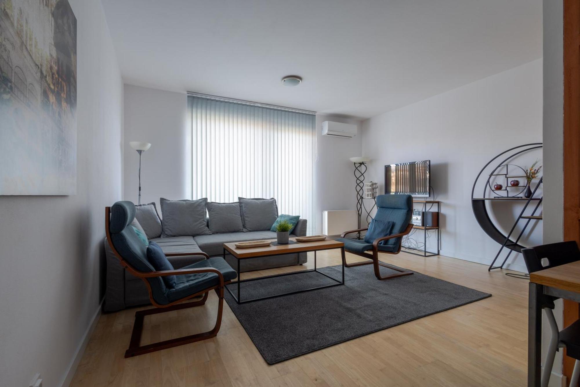Praha 2 Apartment ภายนอก รูปภาพ