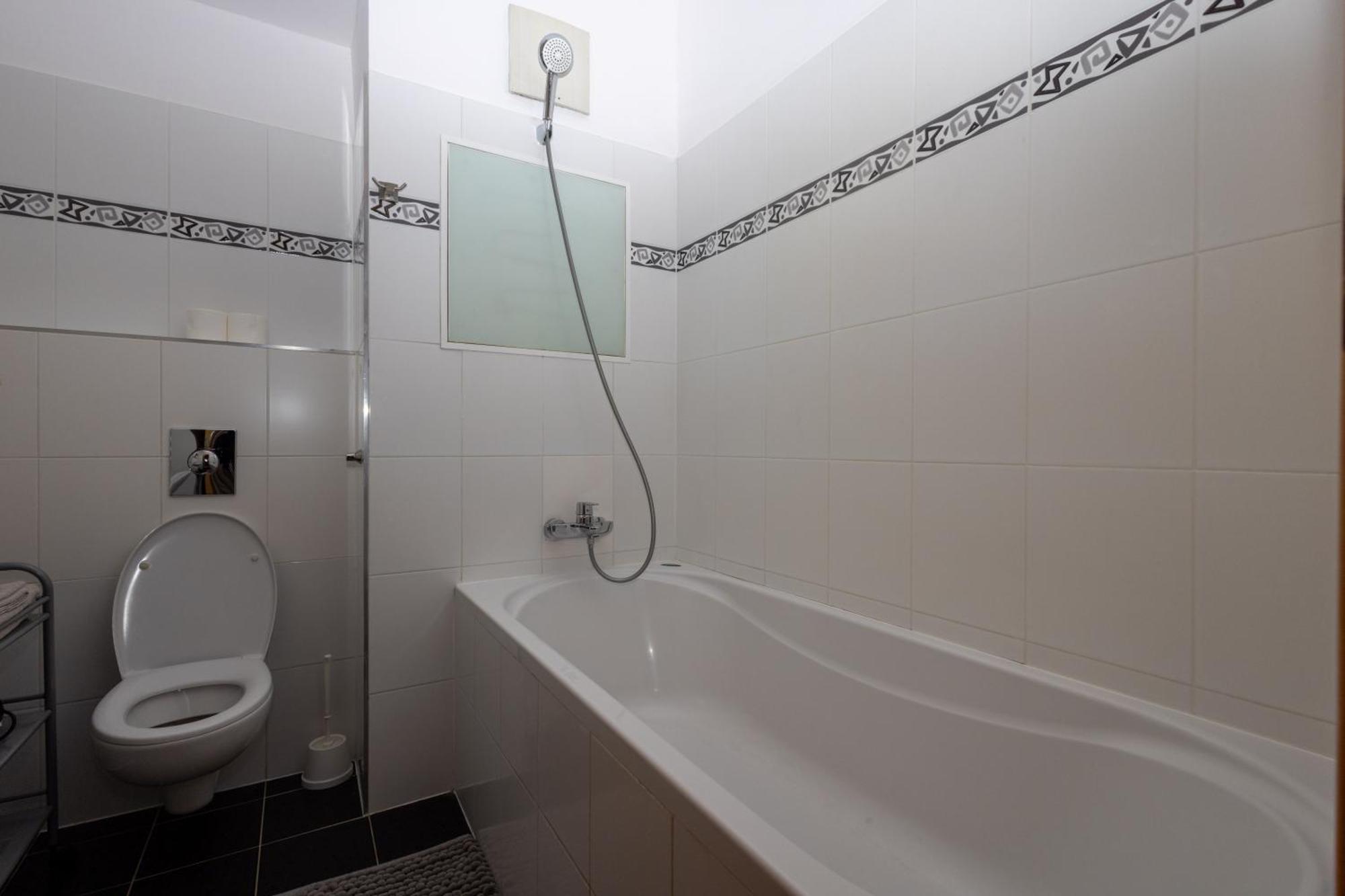 Praha 2 Apartment ภายนอก รูปภาพ